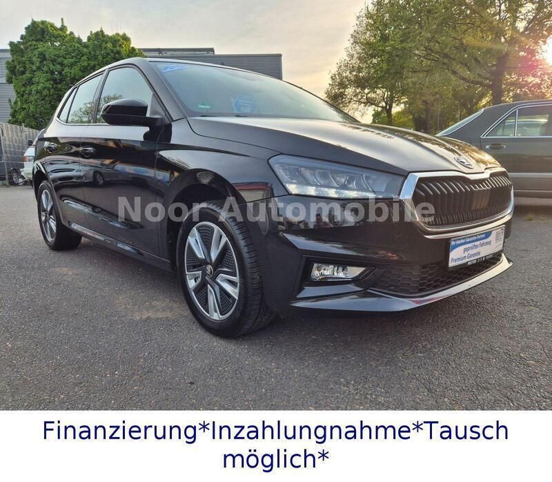Schwarz Gebraucht 2023 Skoda Fabia Style Kleinwagen | 15.950 € (Guter Preis) - Bild 1/4