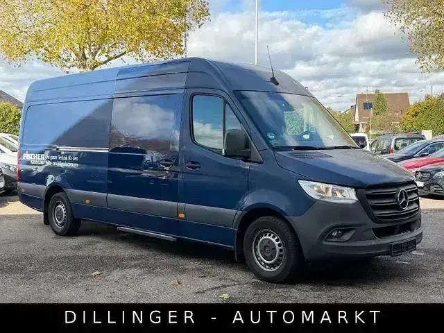 Używany Mercedes Sprinter 150 KM (110 kW) 2020 Niebieski Van