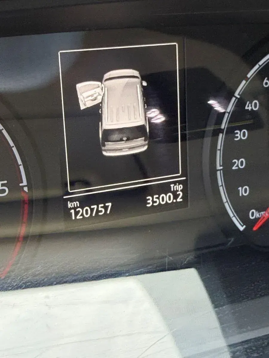 Używany VW Caddy 102 KM (75 kW) 2020 Złoty Minivan