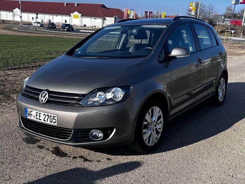 Gebraucht VW Golf Plus Cross Life 105 PS (77 kW) 2013 Gold Van / Kleinbus