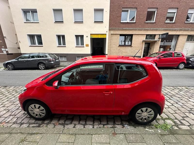 Second-hand VW up! 60 CP (44 kW) 2017 Roșu Hatchback