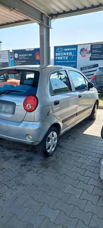 Gebraucht Chevrolet Matiz 52 PS (38 kW) 2009 Silber Kleinwagen