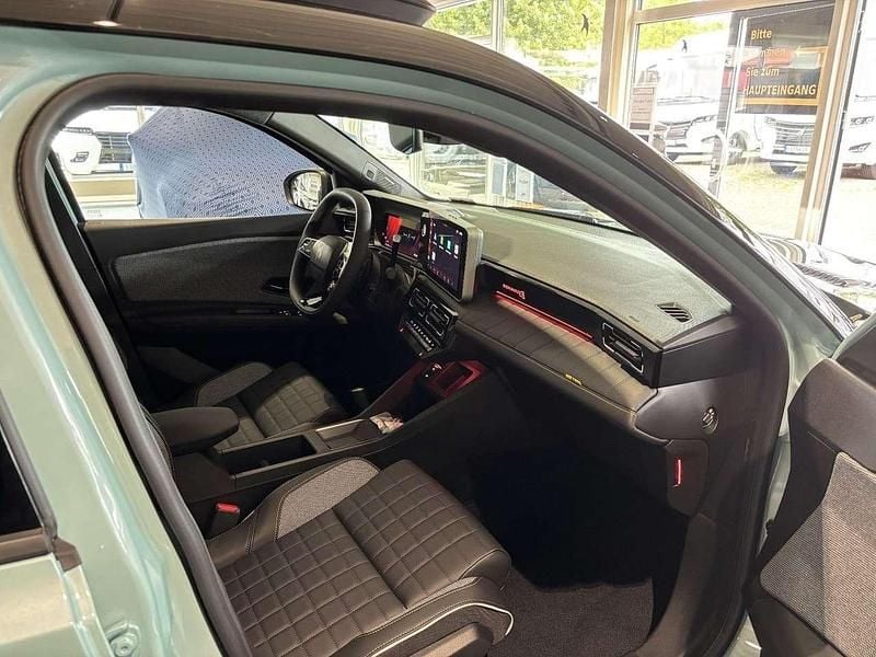 Gebraucht Renault 4 E-Tech Iconic 110 kW (150 PS) 2025 Schwarz SUV