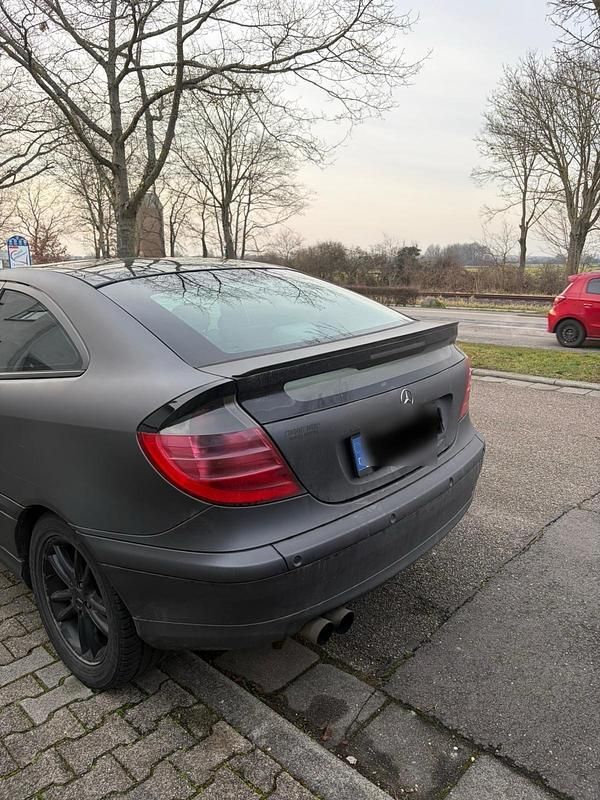 Gebraucht Mercedes C230 193 PS (141 kW) 2001 Grau Coupé