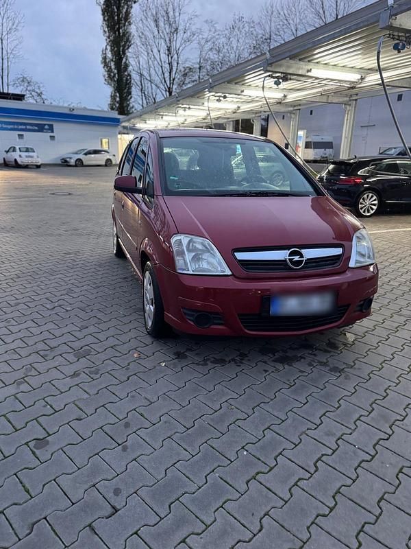 Rot Gebraucht 2005 Opel Meriva Van / Kleinbus | 780 € (Guter Preis) - Bild 1/4