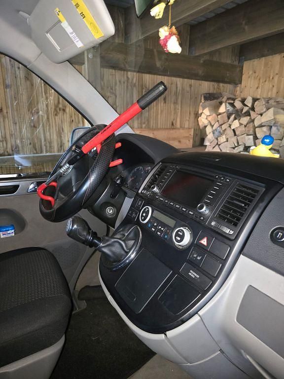 Gebraucht VW T5 131 PS (96 kW) 2006 Van