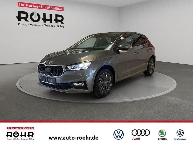 Graphitegrau metallic Gebraucht 2025 Skoda Fabia Selection Limousine | 19.200 € (Guter Preis) - Bild 1/4