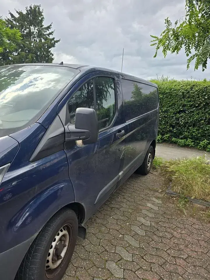 Gebraucht Ford 300 Basis 101 PS (74 kW) 2014 Kombi