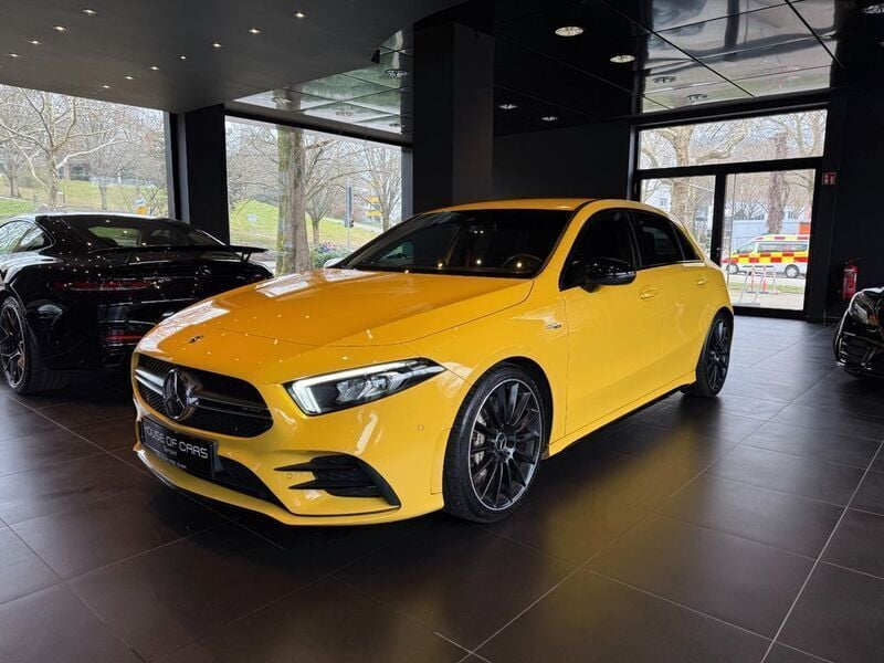 Gelb Gebraucht 2020 Mercedes A35 AMG AMG Limousine | 29.990 € - Bild 1/4