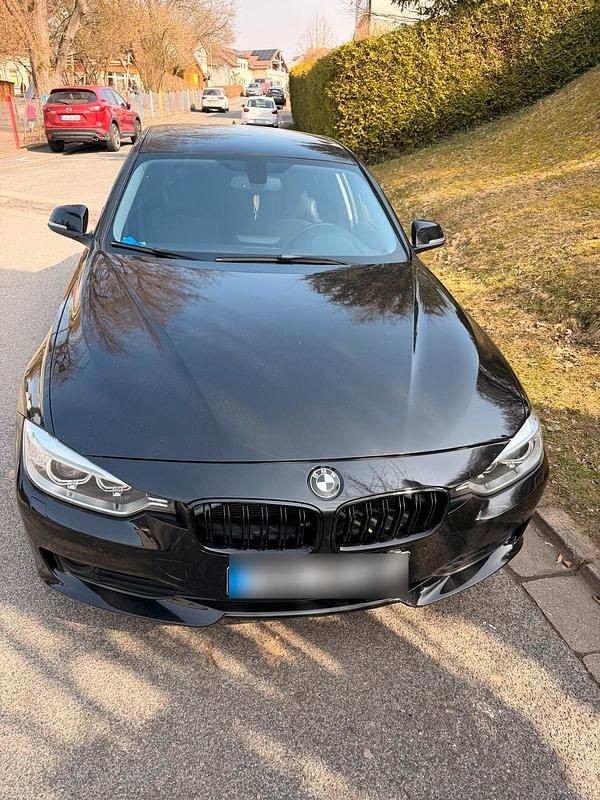 Gebraucht BMW 316 116 PS (85 kW) 2013 Schwarz Limousine