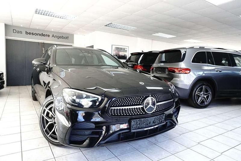 Gebraucht Mercedes E400 AMG 330 PS (242 kW) 2022 Schwarz Limousine