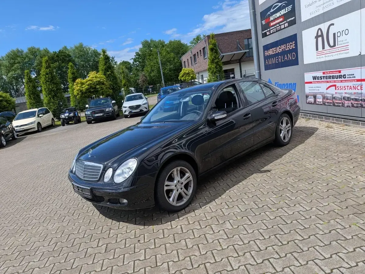 Gebraucht Mercedes E200 163 PS (119 kW) 2006 Schwarz Limousine
