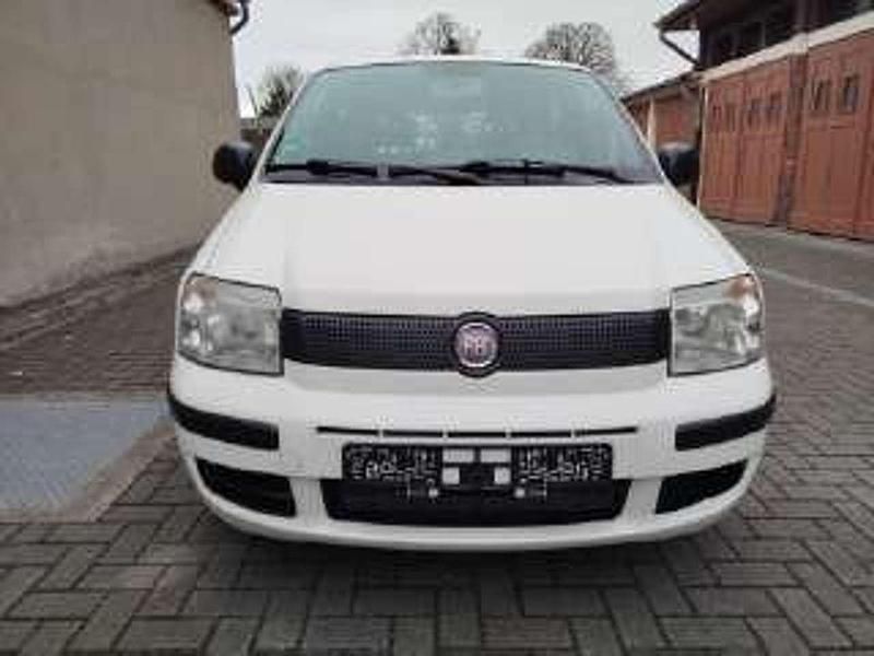 Gebraucht Fiat Panda 69 PS (50 kW) 2011 Colore esterno bianco Kleinwagen