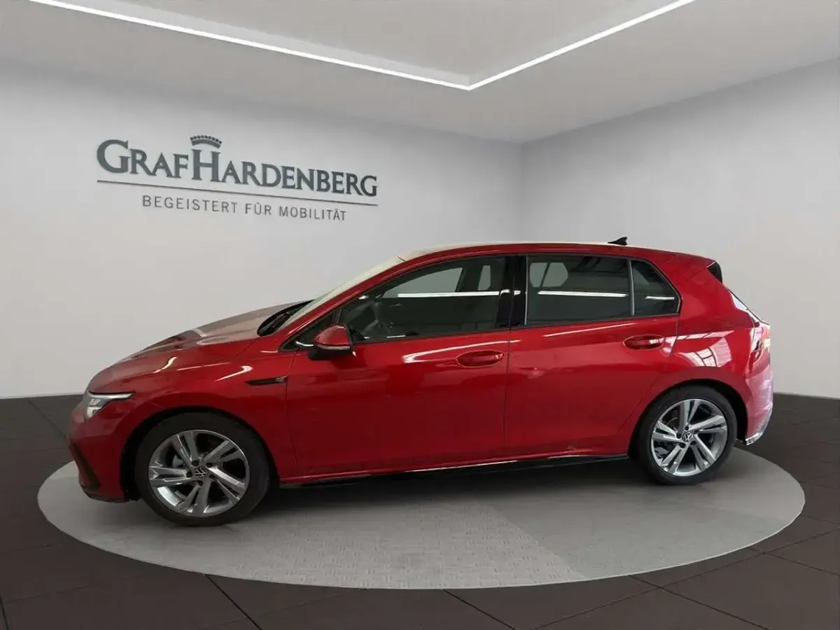 Gebraucht VW Golf VIII R-line 150 PS (110 kW) 2021 Rot Limousine