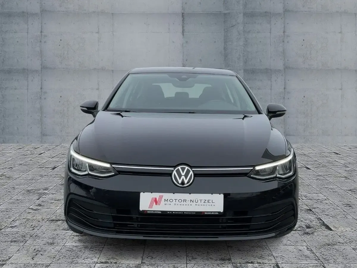 Gebraucht VW Golf VIII Life 150 PS (110 kW) 2020