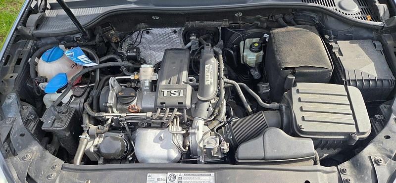 Gebraucht VW Golf 105 PS (77 kW) 2011 Schwarz Cabrio