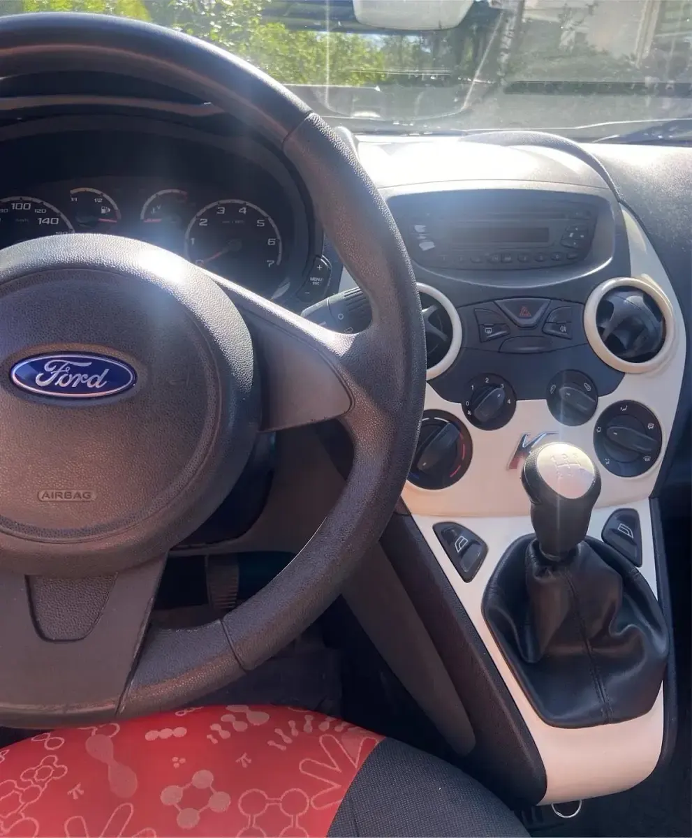 Gebraucht Ford Ka 69 PS (50 kW) 2009 Rot Kleinwagen
