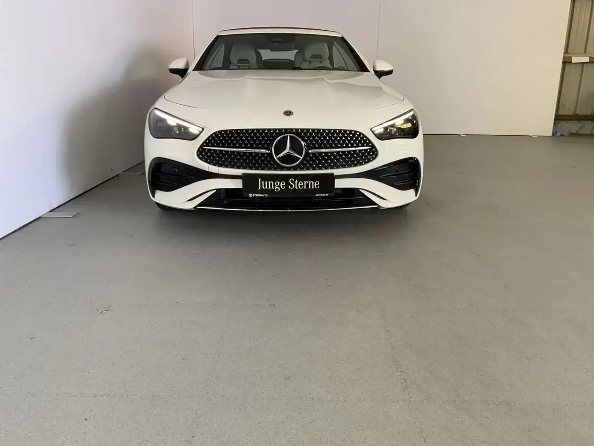Gebraucht Mercedes CLE220 AMG 197 PS (144 kW) 2025 Unilack polarweiß Cabrio