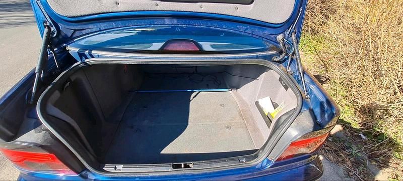 Blau Gebraucht 1997 BMW 523 Limousine | 2.000 € (Superpreis) - Bild 1/4
