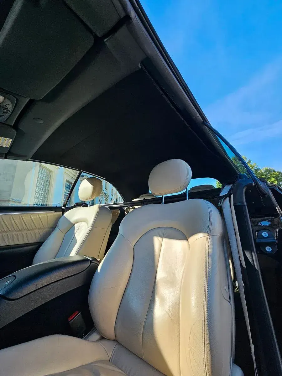 Gebraucht Mercedes CLK320 Avantgarde 224 PS (164 kW) 2007 Schwarz Cabrio