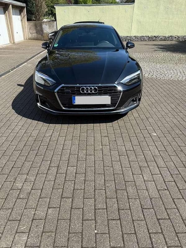 Second-hand Audi A5 Advanced 204 CP (150 kW) 2023 Negru Coupe