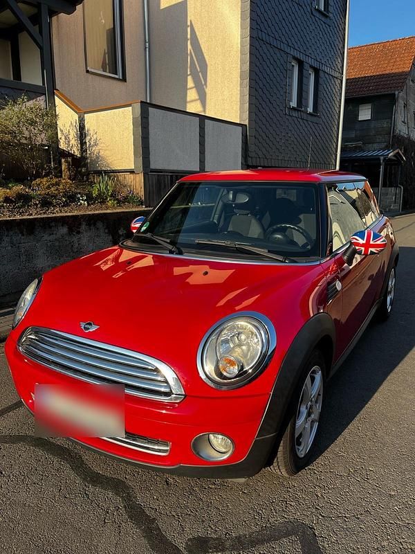 Gebraucht Mini Cooper 95 PS (69 kW) 2009 Rot Kleinwagen