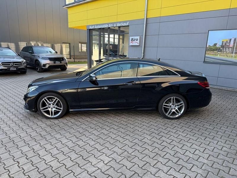 Gebraucht Mercedes E350 AMG line 258 PS (189 kW) 2015 Schwarz Coupé