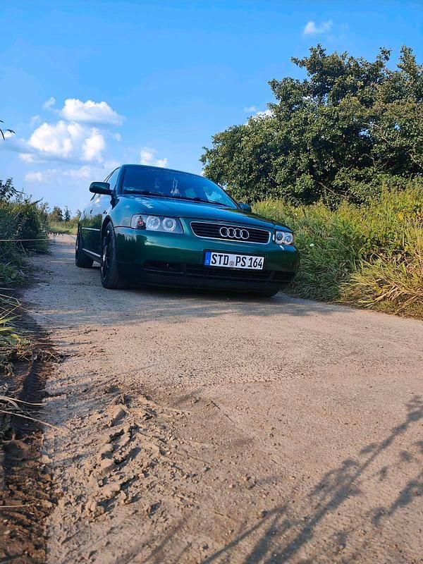 Grün Gebraucht 2001 Audi A3 Limousine | 1.200 € (Fairer Preis) - Bild 1/4