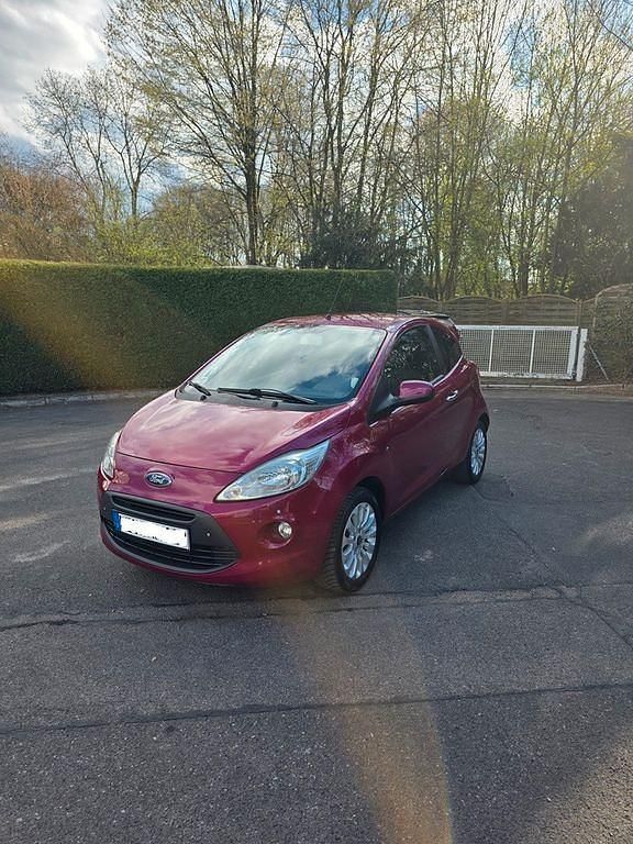 Rot Gebraucht 2011 Ford Ka Kleinwagen | 3.000 € (Fairer Preis) - Bild 1/4