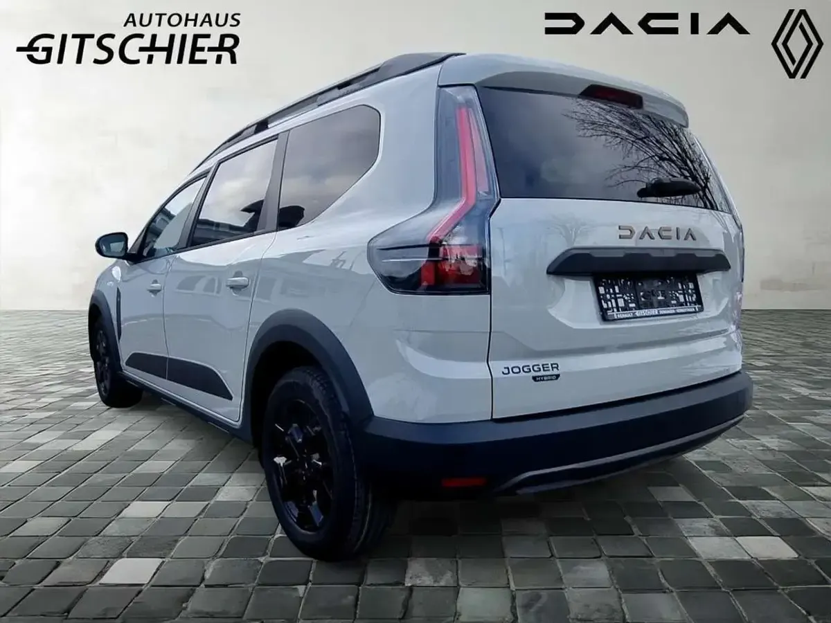 Neu Dacia Jogger Extreme 158 PS (116 kW) 2026 Sandstone Van / Kleinbus