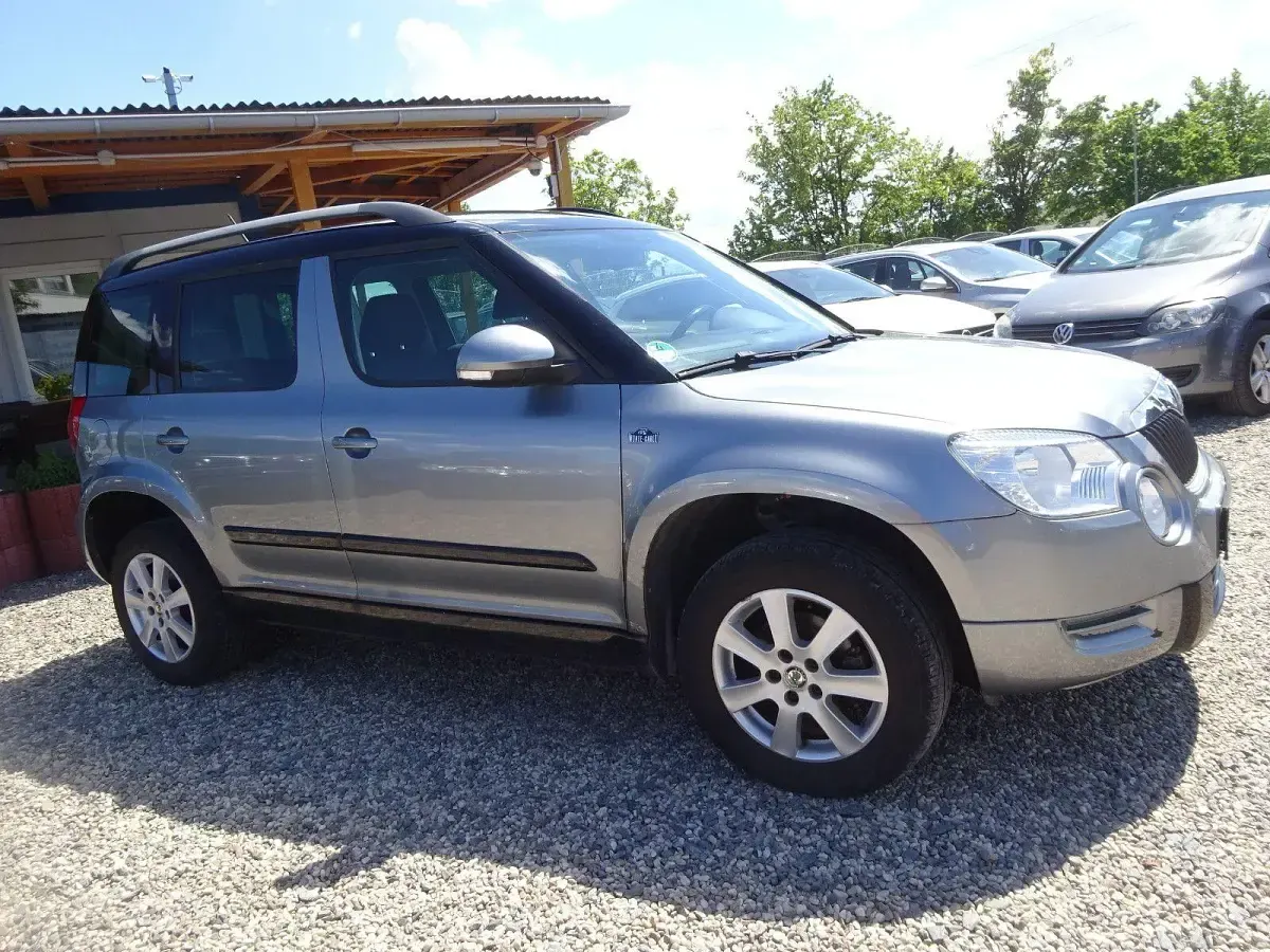 Gebraucht Skoda Yeti Monte Carlo 110 PS (80 kW) 2011 Grau SUV
