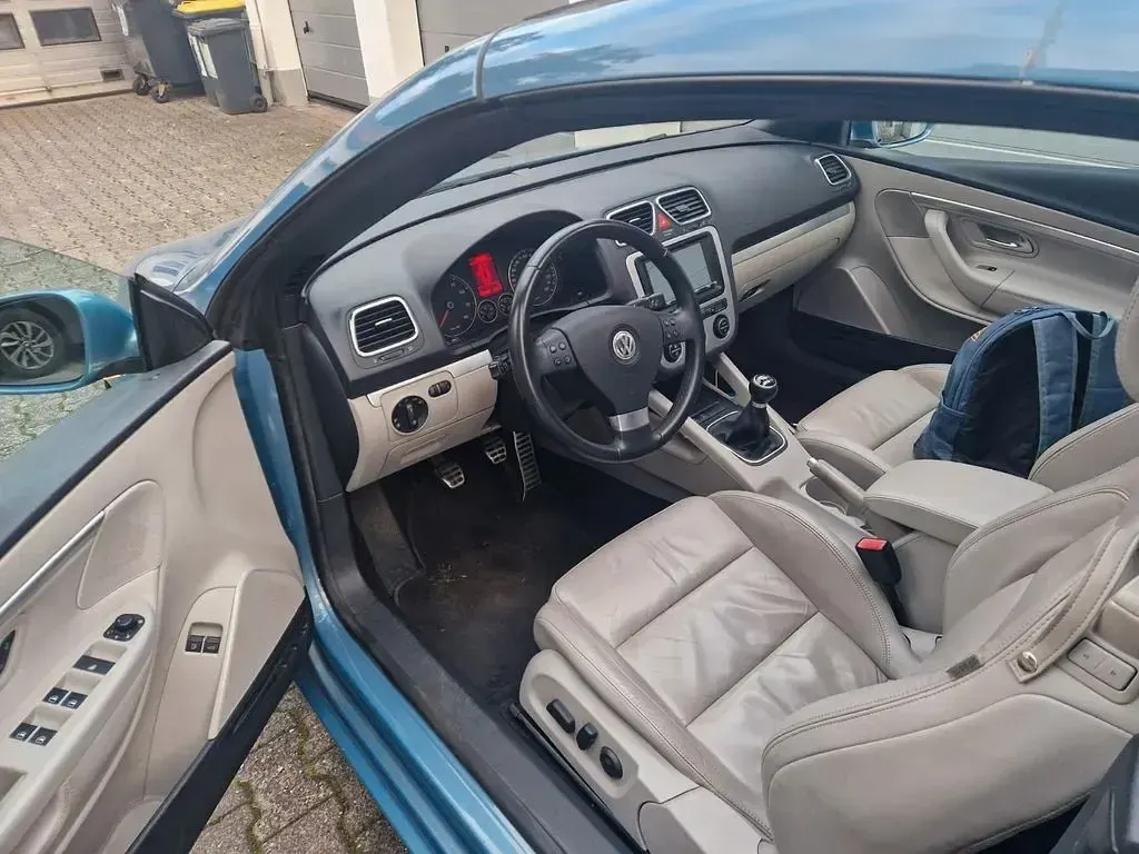 Używany VW Eos 150 KM (110 kW) 2007 Niebieski Kabriolet