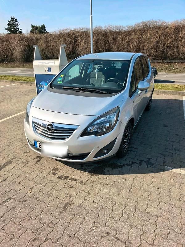 Second-hand Opel Meriva 120 CP (88 kW) 2011 Gri Monovolum