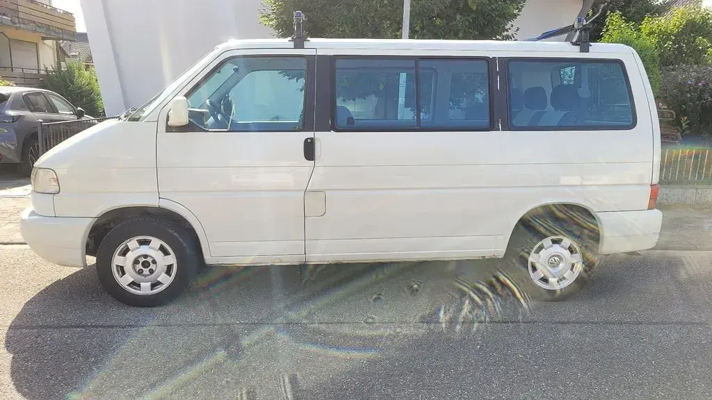 Gebraucht VW Multivan 102 PS (75 kW) 1998 Weiß Van / Kleinbus