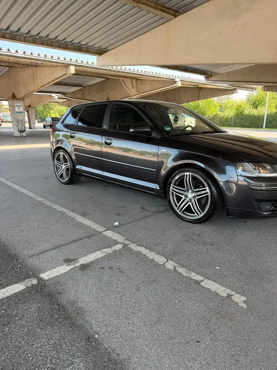 Gebraucht Audi A3 140 PS (102 kW) 2005 Schwarz Kleinwagen