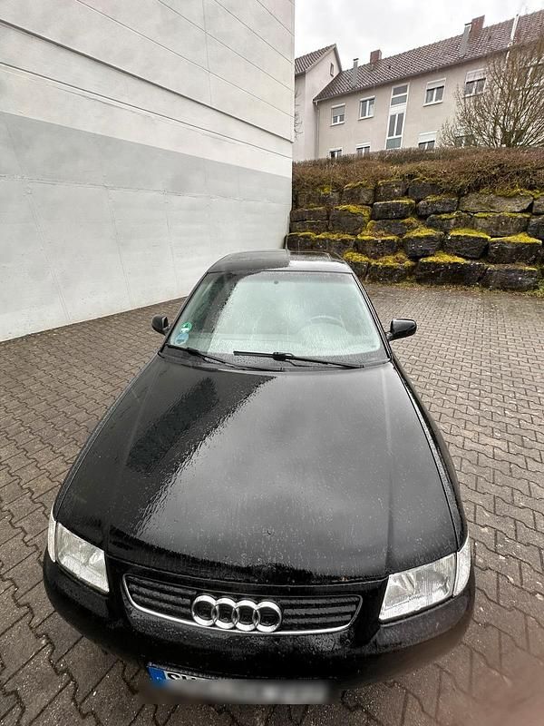 Gebraucht Audi A3 101 PS (74 kW) 1998 Schwarz Kleinwagen