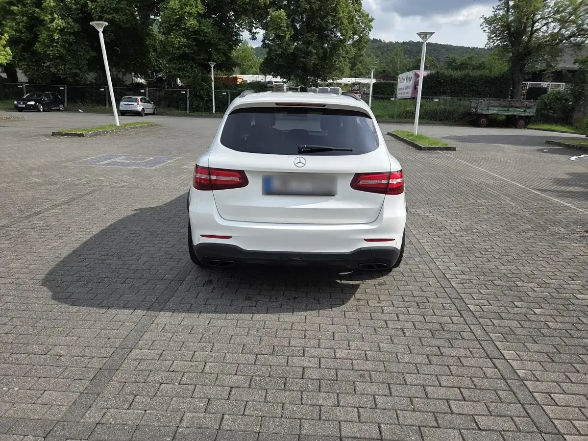 Gebraucht Mercedes GLC43 AMG AMG 367 PS (269 kW) 2018 Weiß SUV