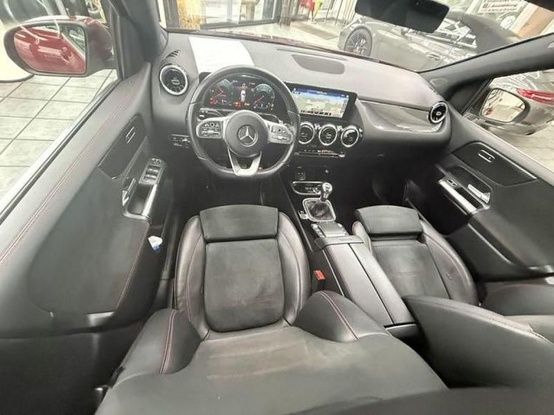 Gebraucht Mercedes 200 AMG 150 PS (110 kW) 2021 Designo metallic (metallic) Limousine