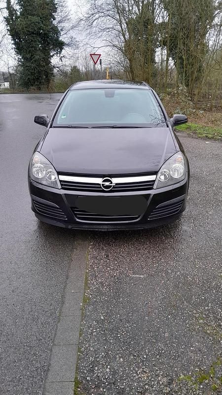 Second-hand Opel Astra 105 CP (77 kW) 2006 Negru Hatchback