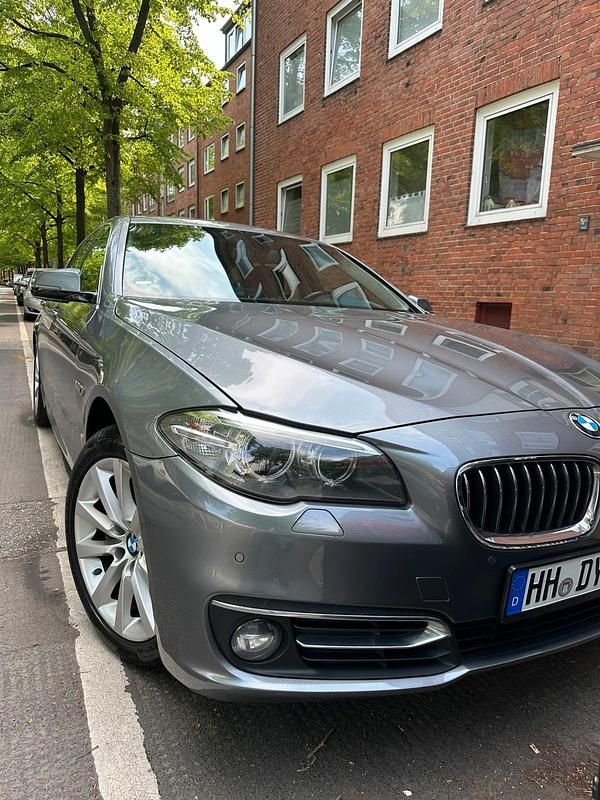 Grau Gebraucht 2015 BMW 530 Kombi | 14.500 € (Guter Preis) - Bild 1/4