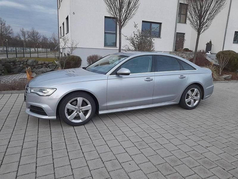 Gebraucht Audi A6 Sport 190 PS (139 kW) 2017 Grau Limousine