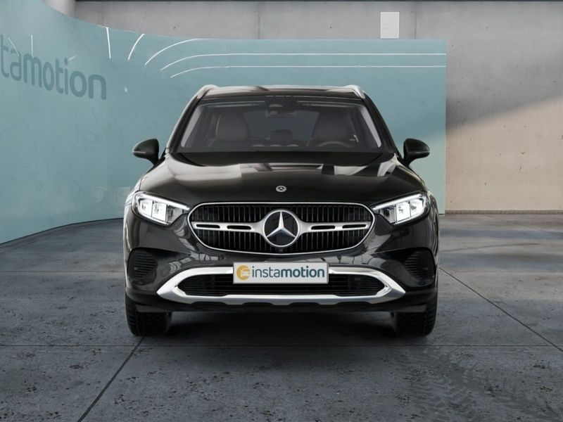 Gebraucht Mercedes GLC200 204 PS (150 kW) 2024 Schwarz SUV
