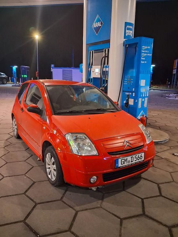 Rot Gebraucht 2009 Citroën C2 Tonic Kleinwagen | 550 € (Superpreis) - Bild 1/4