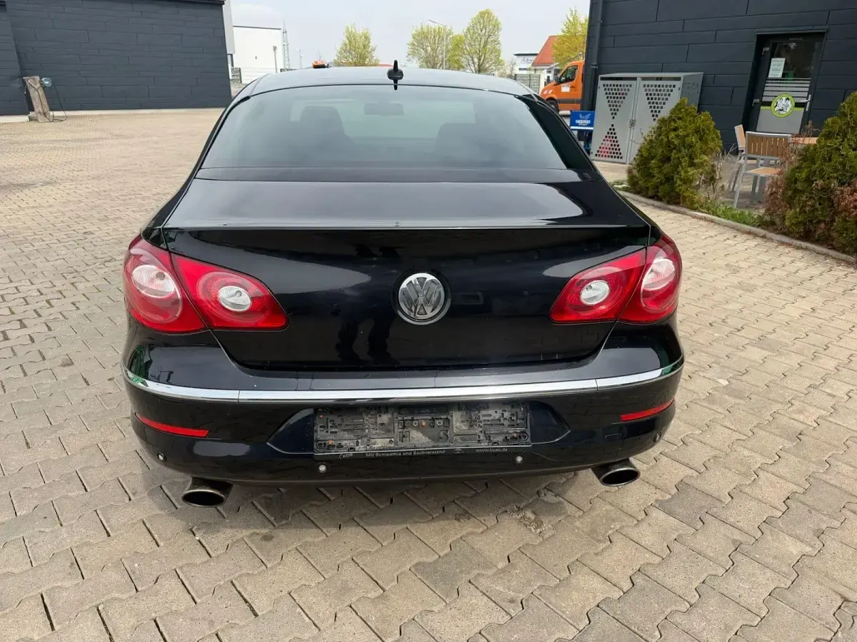 Gebraucht VW Passat Sportline 170 PS (125 kW) 2010 Schwarz Coupé