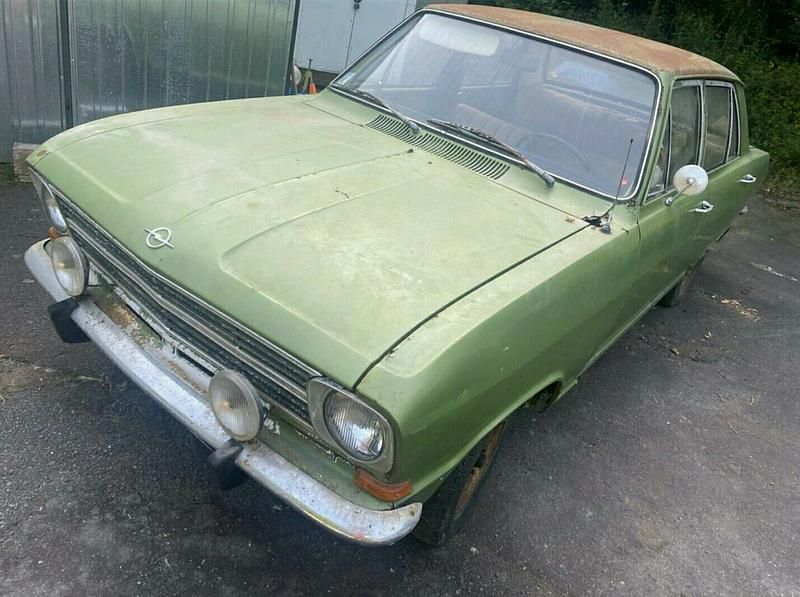 Gebraucht Opel Kadett 50 PS (36 kW) 1972 Grün Limousine