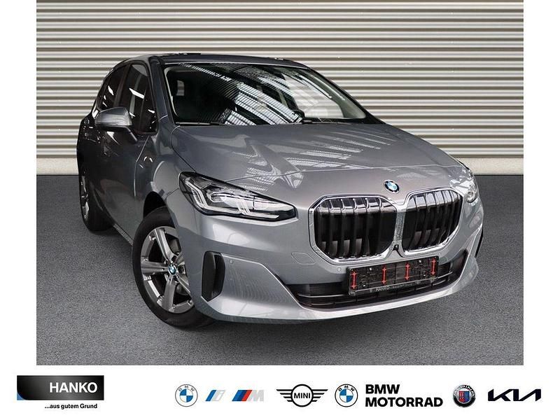Skyscraper grau Gebraucht 2022 BMW 218 Luxury Line Van / Kleinbus | 25.900 € (Fairer Preis) - Bild 1/4