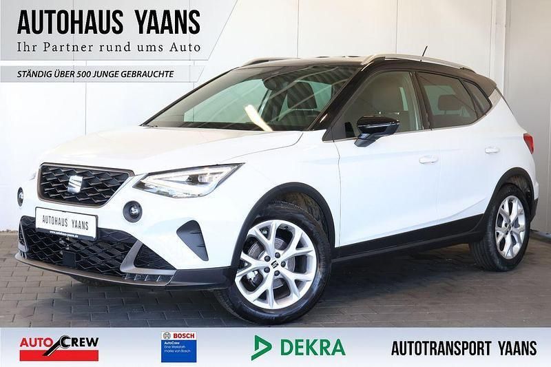 Weiß Gebraucht 2023 Seat Arona FR SUV | 16.189 € (Guter Preis) - Bild 1/4