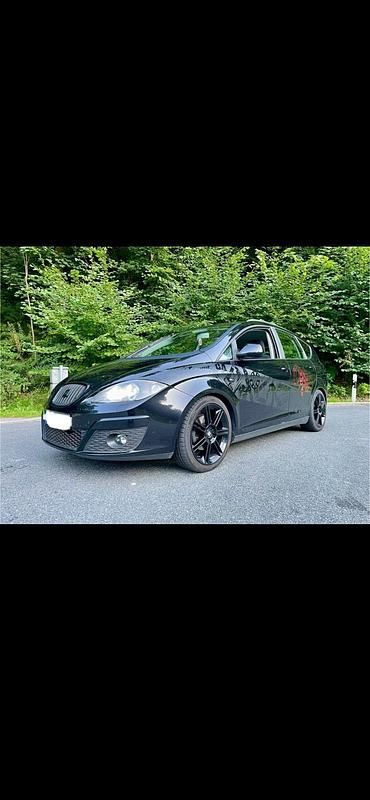 Gebraucht Seat Altea XL 105 PS (77 kW) 2012 Schwarz Van / Kleinbus