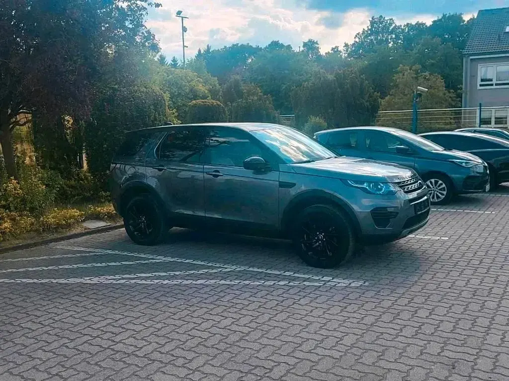 Gebraucht Land Rover Discovery Sport SE 180 PS (132 kW) 2019 Grau SUV
