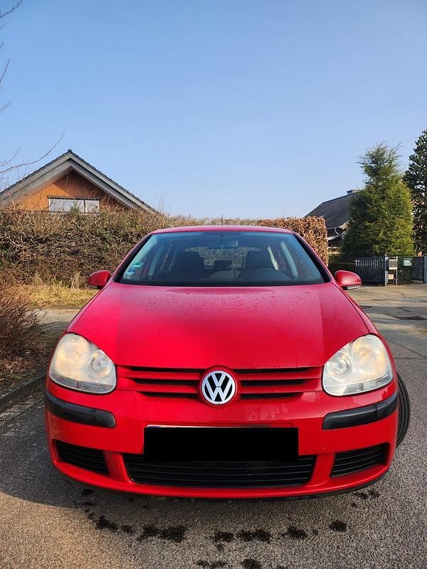 Gebraucht VW Golf V 75 PS (55 kW) 2007 Rot Limousine
